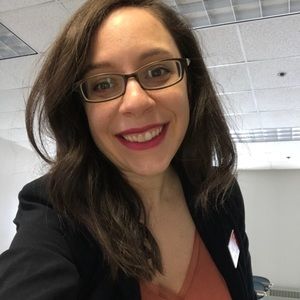 Meet your Posher, Nicole